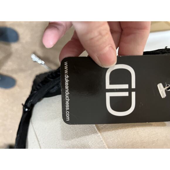 STELLA & JAMIE NEW NWT Black and Champagne Pleated Halter Open Back Dress Small - Picture 14 of 16